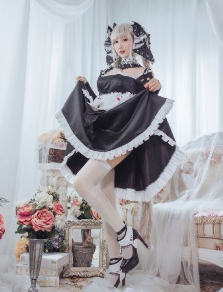 艾曼妞