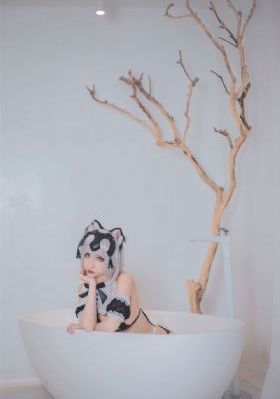 可疑美容院在线观看
